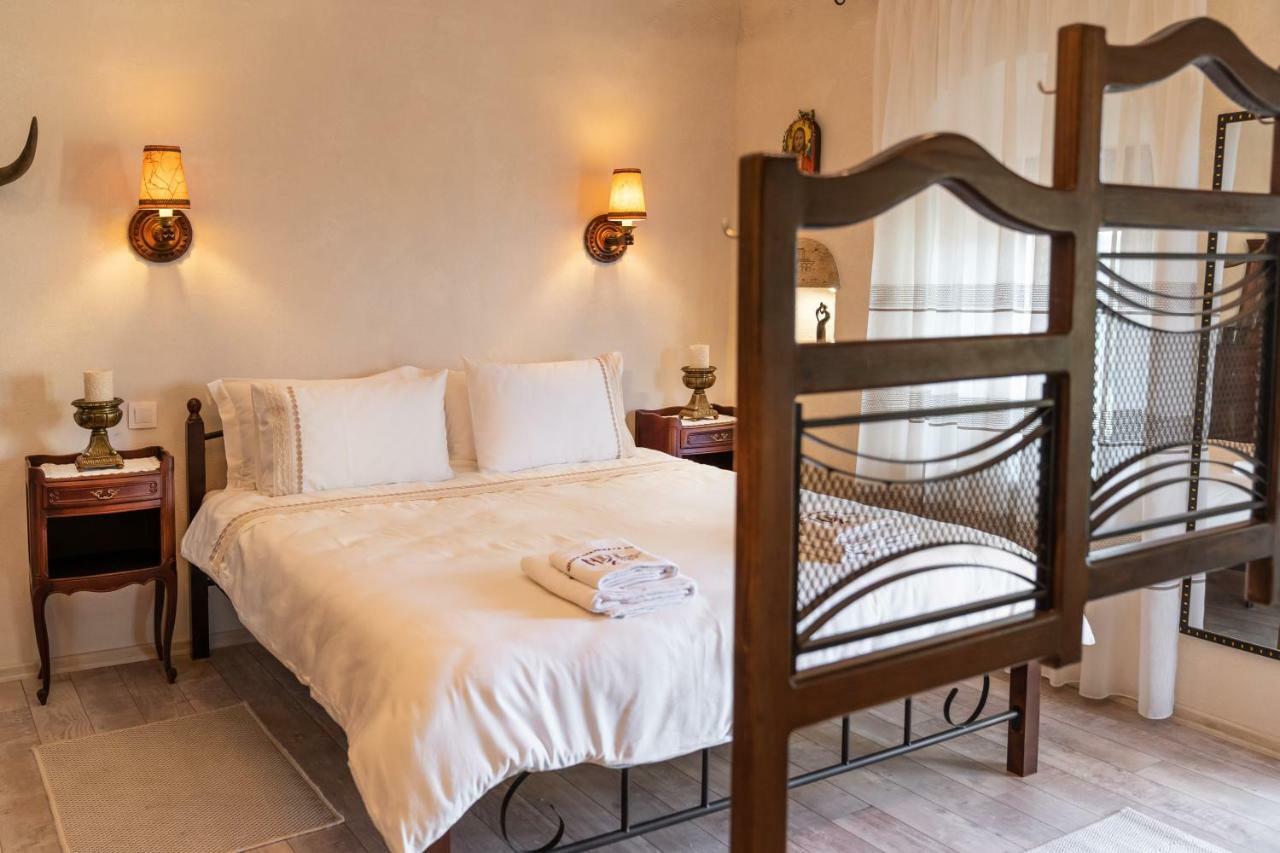 Historic Apartment In The Heart Of The City Veliko Turnovo Bagian luar foto