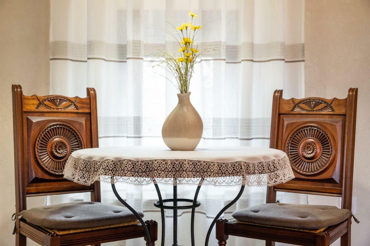 Historic Apartment In The Heart Of The City Veliko Turnovo Bagian luar foto
