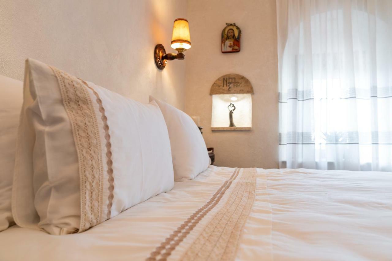 Historic Apartment In The Heart Of The City Veliko Turnovo Bagian luar foto