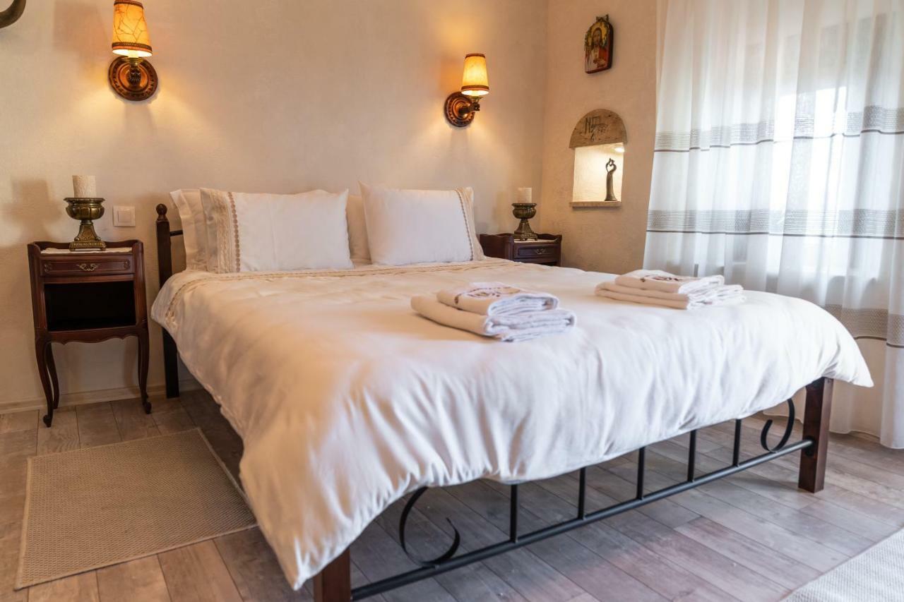 Historic Apartment In The Heart Of The City Veliko Turnovo Bagian luar foto