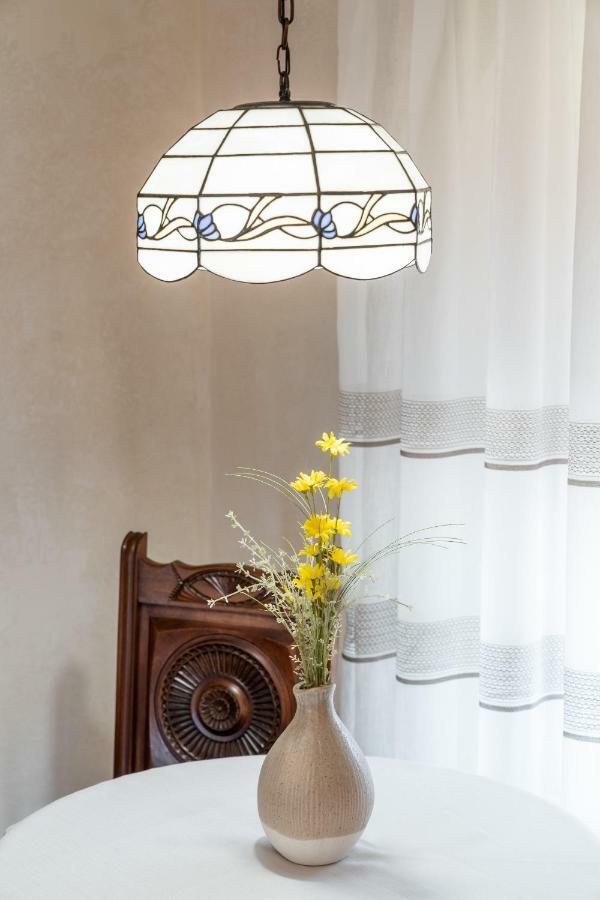 Historic Apartment In The Heart Of The City Veliko Turnovo Bagian luar foto